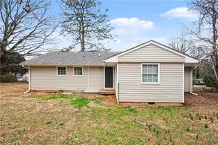2328 Emerald Lake Ct, Decatur, GA 30035 - Photo 18