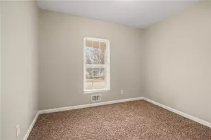 2328 Emerald Lake Ct, Decatur, GA 30035 - Photo 12