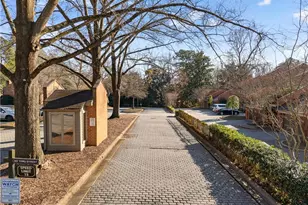 1 Willow Glen NE, Atlanta, GA 30342 - Photo 44