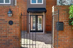 1 Willow Glen NE, Atlanta, GA 30342 - Photo 2