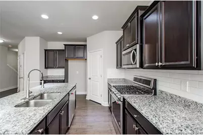 1018 Mays Hill SW, Atlanta, GA 30336 - Photo 14