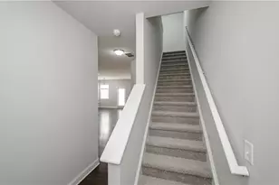 1018 Mays Hill SW, Atlanta, GA 30336 - Photo 4