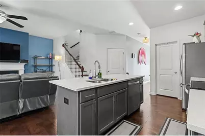 5199 Madeline Place, Stone Mountain, GA 30083 - Photo 8