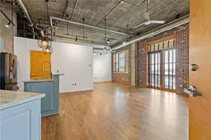 3235 Roswell Rd, Atlanta, GA 30305 - Photo 2