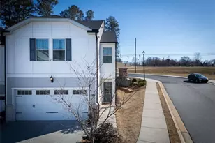 309 Pasture Ave, Lilburn, GA 30047 - Photo 44