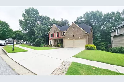 3792 Suwanee Mill Drive, Buford, GA 30518 - Photo 2
