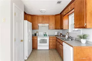 2514 Harbin Village Ct, Morrow, GA 30260 - Photo 6