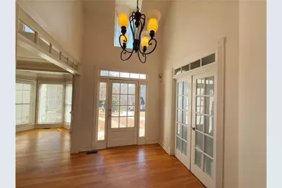 1554 Laurel Ridge Drive, Lawrenceville, GA 30043 - Photo 4