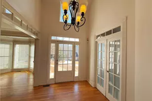 1554 Laurel Ridge Dr, Lawrenceville, GA 30043 - Photo 4