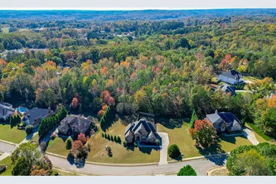 940 Chateau Forest Road, Hoschton, GA 30548 - Photo 2