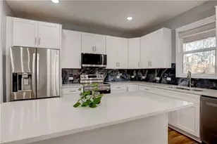 567 M L King Jr Dr, Jefferson, GA 30549 - Photo 4