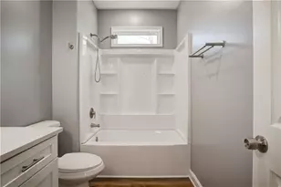 567 M L King Jr Dr, Jefferson, GA 30549 - Photo 18