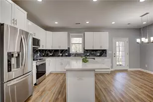 567 M L King Jr Dr, Jefferson, GA 30549 - Photo 8