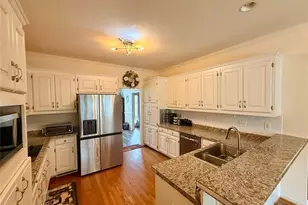 972 Chadwick Park Dr, Lawrenceville, GA 30045 - Photo 6