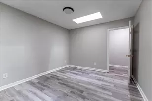 1101 Old Saybrook Ct, Stone Mountain, GA 30083 - Photo 18