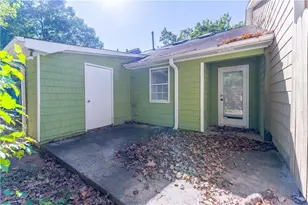 1101 Old Saybrook Ct, Stone Mountain, GA 30083 - Photo 22