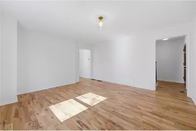 2415 Charleston Oaks Lane, Decatur, GA 30030 - Photo 14