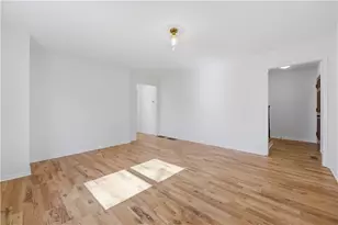 2415 Charleston Oaks Ln, Decatur, GA 30030 - Photo 14