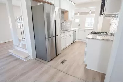 1751 S Olympian Way SW, Atlanta, GA 30310 - Photo 6