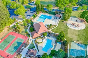 618 Wedgewood Dr, Woodstock, GA 30189 - Photo 72