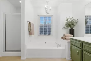 618 Wedgewood Dr, Woodstock, GA 30189 - Photo 32