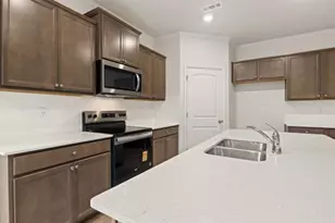 94 Hughes Pl Dr, Dawsonville, GA 30534 - Photo 4