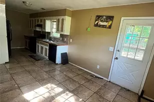 46 W Wedgewood Cir, Newnan, GA 30263 - Photo 12