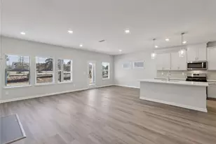 2364 Martin Spg Bnd, Lawrenceville, GA 30045 - Photo 4