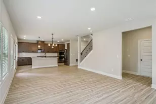 938 Brookshade Trl, Lawrenceville, GA 30045 - Photo 4