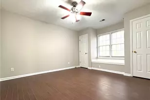 1505 Yorktown Dr, Lawrenceville, GA 30043 - Photo 16