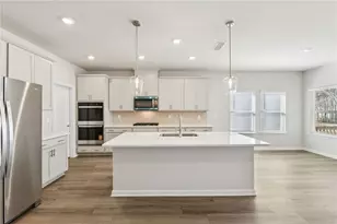 918 Brookshade Trl, Lawrenceville, GA 30045 - Photo 14