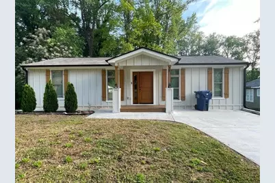 185 Glenrose Circle SW, Atlanta, GA 30354 - Photo 1