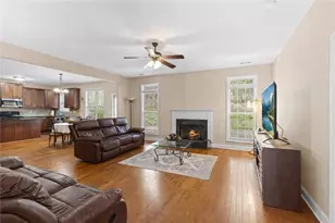 4616 Town Manor Dr, Douglasville, GA 30135 - Photo 6