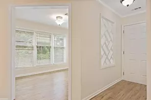 911 Hollyfax Cir NE, Atlanta, GA 30328 - Photo 38