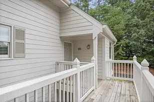 911 Hollyfax Cir NE, Atlanta, GA 30328 - Photo 10