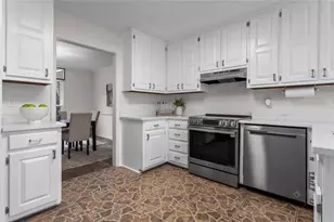 2950 Heather Stone Way, Lawrenceville, GA 30043 - Photo 18