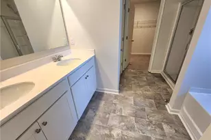 359 King Vlg, Braselton, GA 30517 - Photo 16