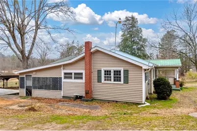 1707 Buena Vista Drive, Toccoa, GA 30577 - Photo 4