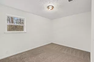 22 Barberry Dr, Newnan, GA 30265 - Photo 20