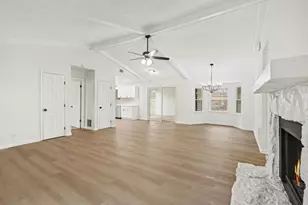 22 Barberry Dr, Newnan, GA 30265 - Photo 8