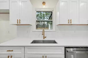 22 Barberry Dr, Newnan, GA 30265 - Photo 12