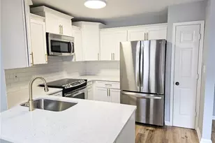 5025 Highland Club Dr, Marietta, GA 30068 - Photo 4