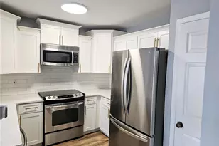 5025 Highland Club Dr, Marietta, GA 30068 - Photo 6