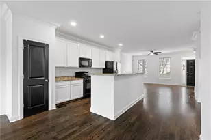 7054 Elmwood Ridge Ct, Atlanta, GA 30340 - Photo 10