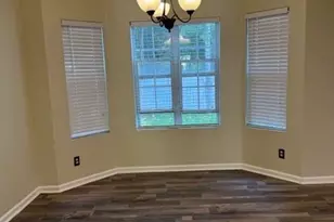 2285 Strathmoor Manor Dr, Lithonia, GA 30058 - Photo 8