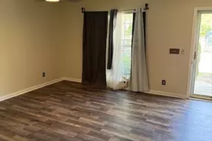 2285 Strathmoor Manor Dr, Lithonia, GA 30058 - Photo 6