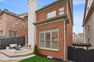 1112 Valley Overlook Dr NE, Atlanta, GA 30324 - Photo 16