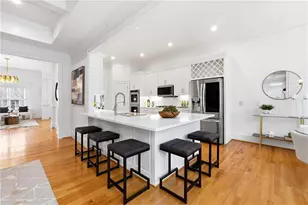 1112 Valley Overlook Dr NE, Atlanta, GA 30324 - Photo 10