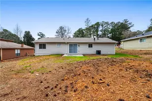 8160 Winewood Way, Riverdale, GA 30274 - Photo 16