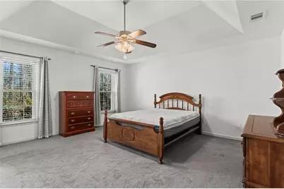 146 Lakeside Drive NW, Kennesaw, GA 30144 - Photo 14